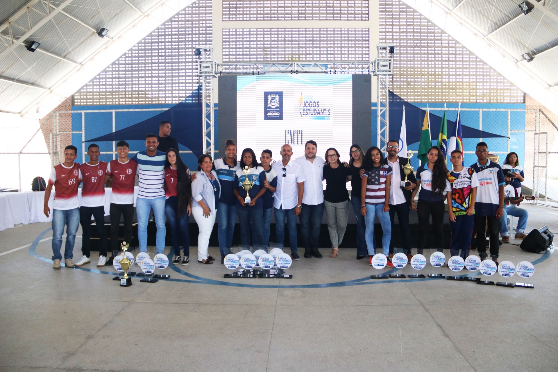 Leia mais sobre o artigo JABOATÃO REALIZA ENCERRAMENTO DOS XXX JOGOS ESTUDANTIS