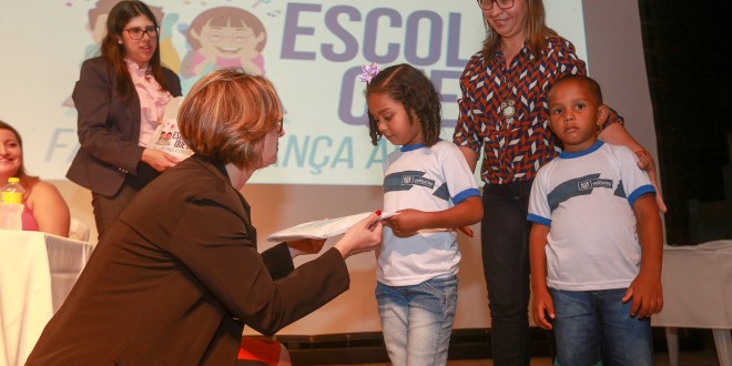 Leia mais sobre o artigo Jaboatão lança programa de incentivo à leitura em escolas da rede municipal