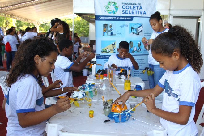No momento, você está visualizando Alunos da rede municipal de ensino do Jaboatão participam de aula ao ar livre