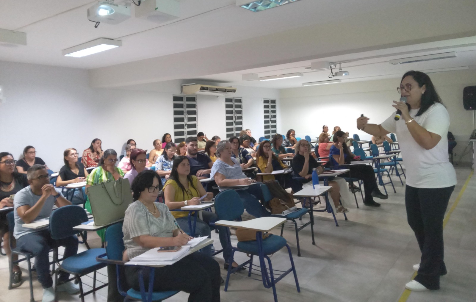 Leia mais sobre o artigo Diretores escolares do Jaboatão concluem formação do programa Gestão Nota 10