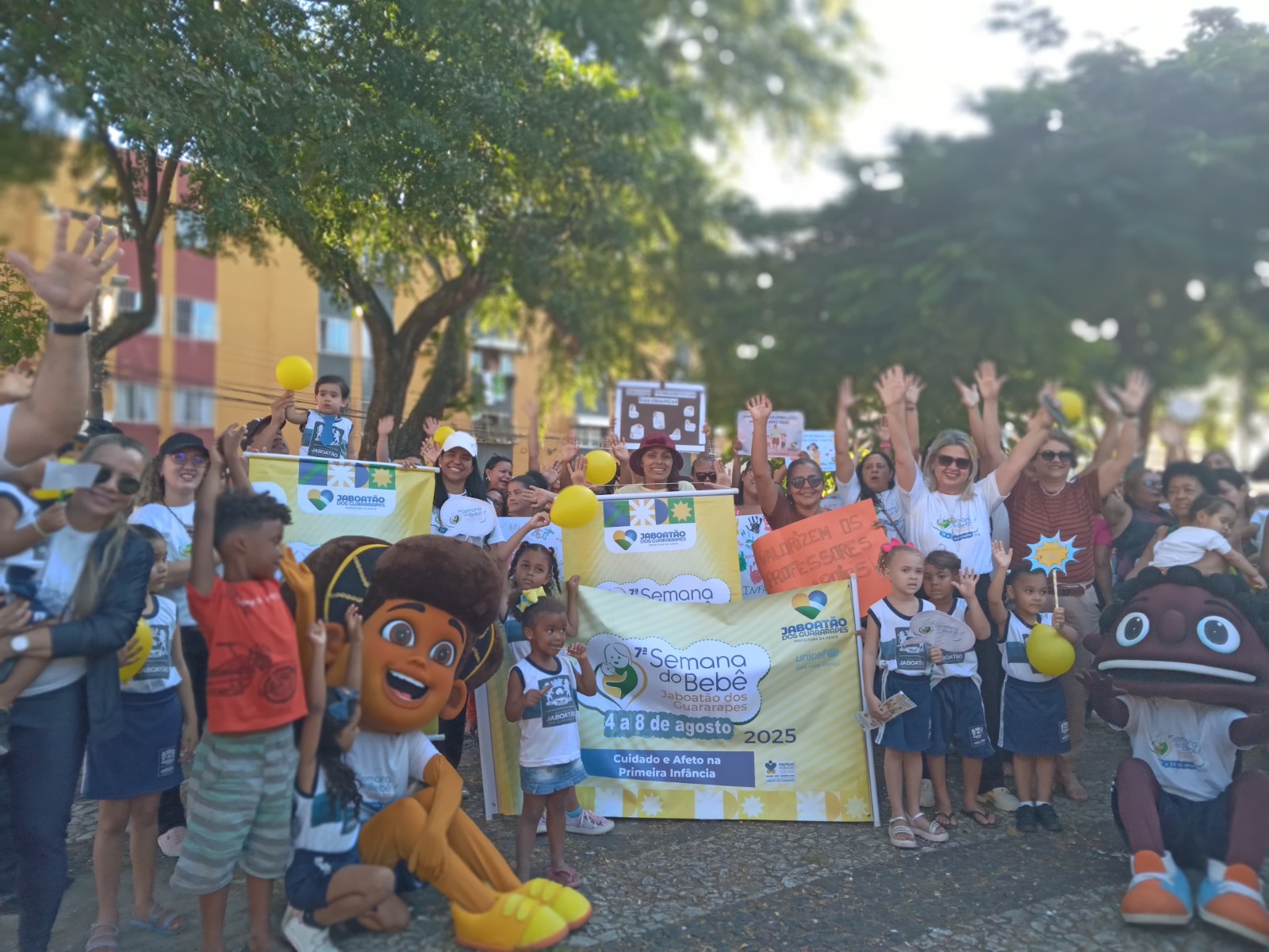 Leia mais sobre o artigo Caminhada encerra a 7ª edição da Semana do Bebê de Jaboatão em clima de alegria e interação