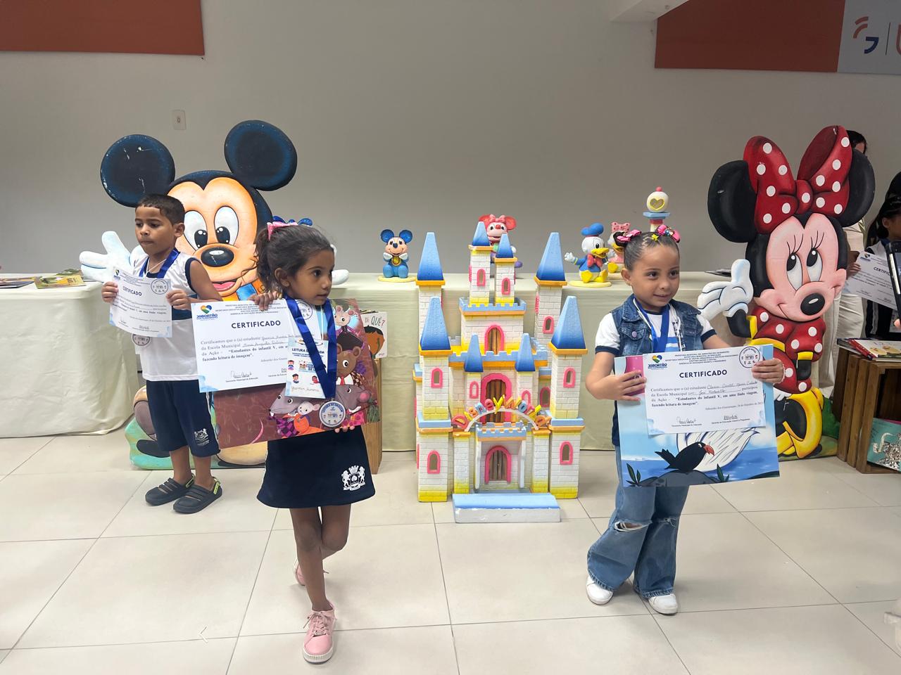 Leia mais sobre o artigo Crianças da Educação Infantil de Jaboatão participam de atividade municipal de leitura